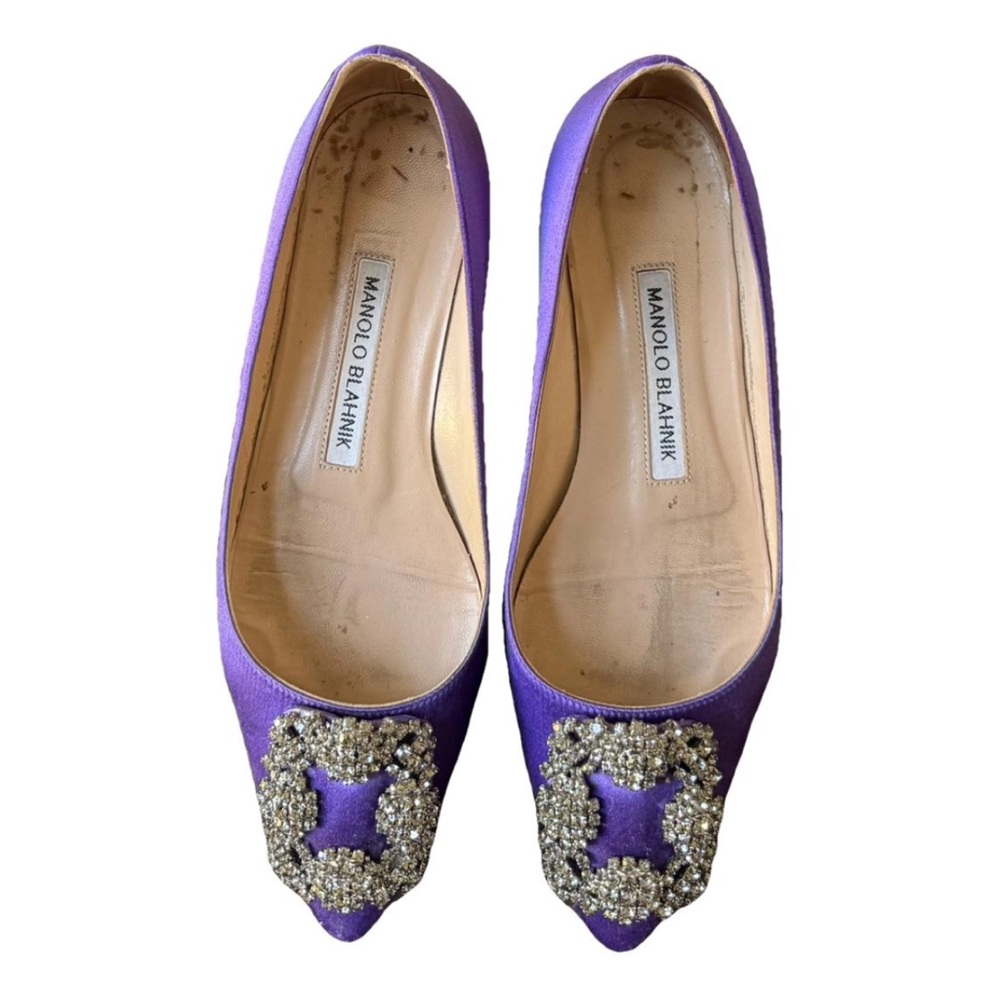 Manolo Blahnik Hangisi Cloth Flats in size 34.5